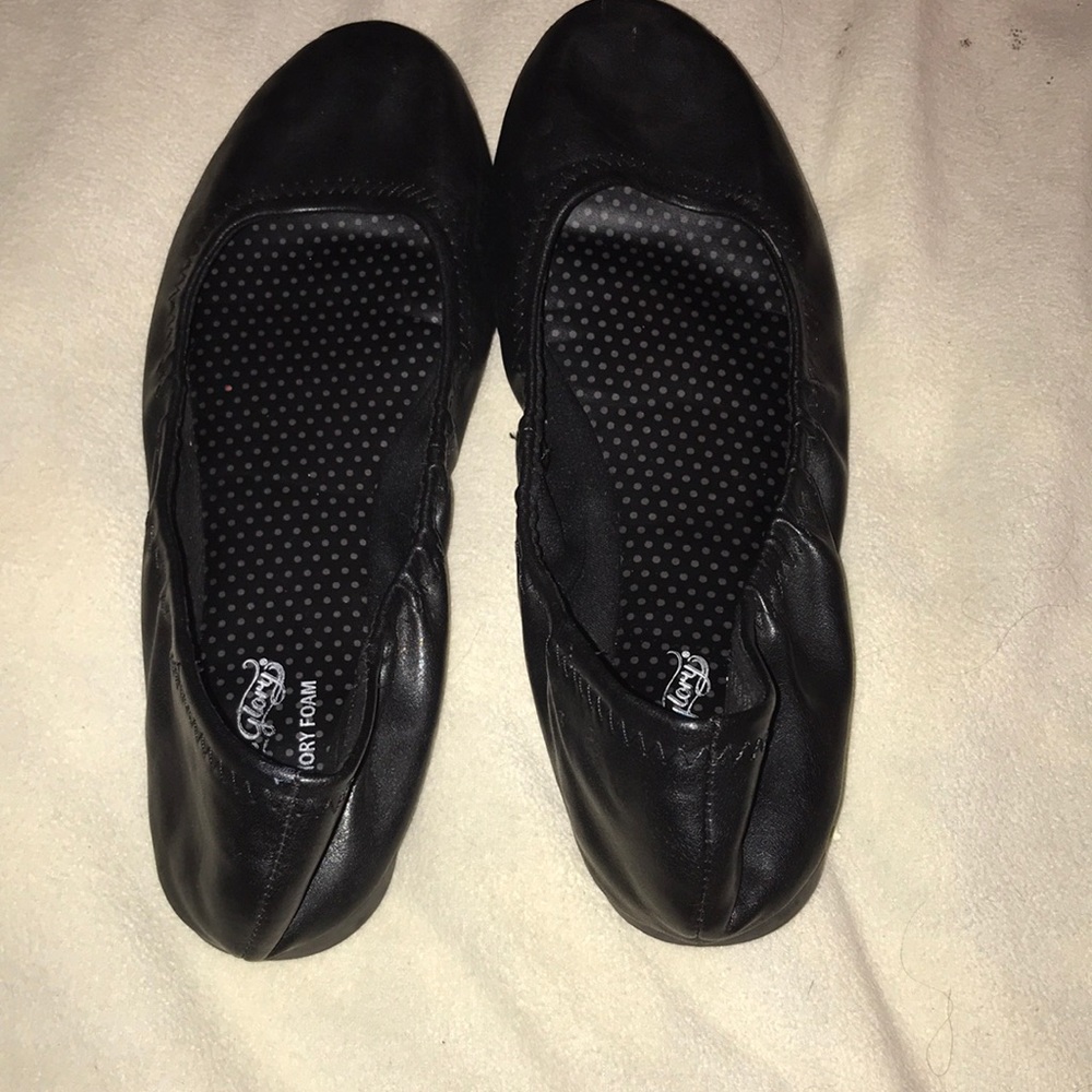 Black flats